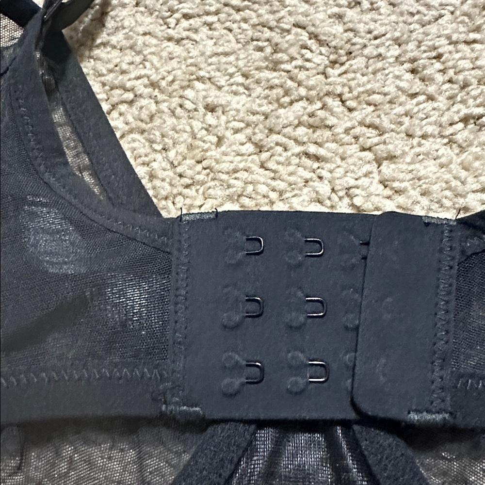 Skims 32dddd sheer mesh underwire bra onyx - Picture 5 of 6